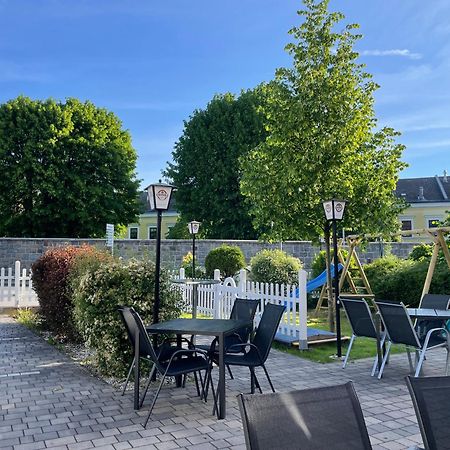 Lindenhof Ybbs Panzió Ybbs an der Donau Kültér fotó